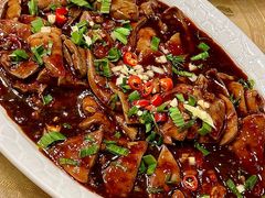 大蒜叶炒羊肝-张一品食府