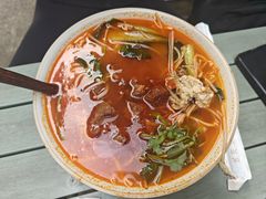 -粉八·云南米线·建水烧烤(常熟路店)