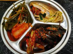 -烤路里·韩国品质自助烤肉(石路天虹4号店)