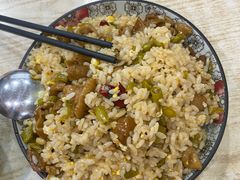 -老头爱马仕酸豇豆炒饭(丰富路店)