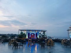 -北戴河碧螺塔海上酒吧公园