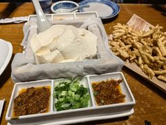 -95号酱骨·一块豆腐(展春园西路店)