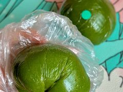 -白玉兰食品甜凤店(合生汇店)