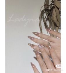 -Pink You美甲洗眉纹绣定制中心