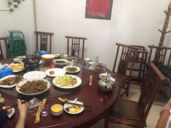 包厢-王学胜肉饼