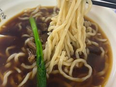 -顺溜·手工刀削面·黑金店(铜锣湾店)