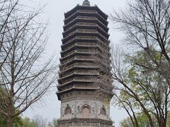 -玲珑塔公园