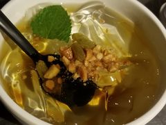 -龙巢盱眙龙虾·牛蛙·烧烤宵夜(八卦岭店)
