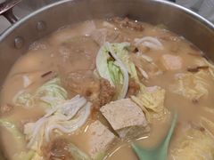 -有喜胶东小馆(太申祥和店)