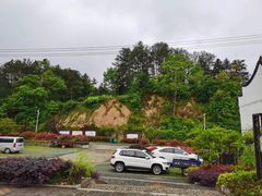 -燕子河大峡谷天坑仙境