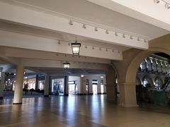 -王府井奥莱临潼小镇(临潼店)