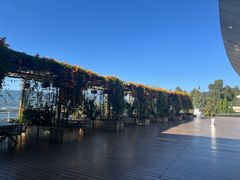 -昆明春城湖畔度假村