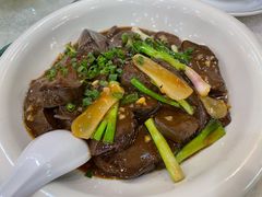 焖鹅红-胜记烧鹅美食