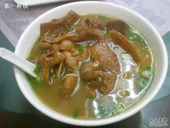 牛腩猪大肠双拼面-明兴正宗潮州五彩鱼蛋粉面(中山六路店)