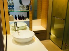 -阿瓦尼河滨曼谷酒店