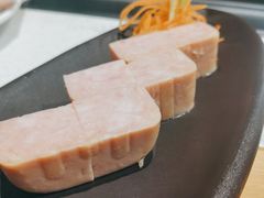 低温午餐肉-巴奴毛肚火锅概念餐厅