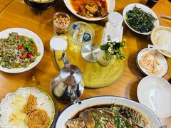-芦茨金富饭庄·25年老字号·专做稻草鸡