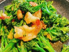 石烹虾西兰花-北平食府·北京烤鸭(北京西站六里桥店)