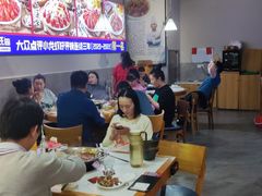 -鑫郭氏·南昌20年大排档(红谷滩旗舰店)