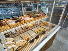 -焙丽拾光(麦凯乐直营店)