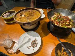 -莲餐厅·湖北菜·潜江小龙虾店(愚园路店)