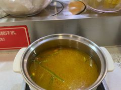 -百品聚旋转火锅(万德庄店)