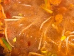 -毛辣果·贵州红酸汤牛肉火锅(西单店)