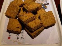 -魏铭鱼头捞饭(晋阳路店)