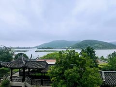 -南北湖湖光山居度假酒店