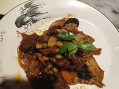 -大胡同天津菜·海肠捞饭·津门皮皮虾锅贴一绝(西姜井店)
