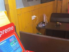 -伯爵·沉浸式超级密室·直营店