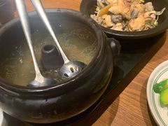 -云海肴·汽锅鸡·云南菜(天山百盛优客店)