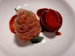 芋茸鲍鱼酥-广州柏悦酒店·悦景轩·粤菜餐厅