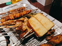 -三个大叔烤羊肉串·歌手驻唱·碳烤鲜肉(西三旗店)