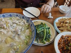 酸菜鱼-新派川菜馆(济南路店)