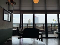 -luutosa  cafe & tea 鹿兔山
