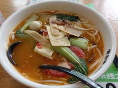 -蒙自源米线大王(宝安尖岗山店)