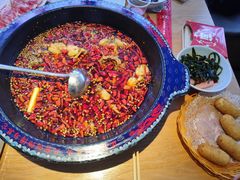 -何师傅美蛙鱼头(汉街店)