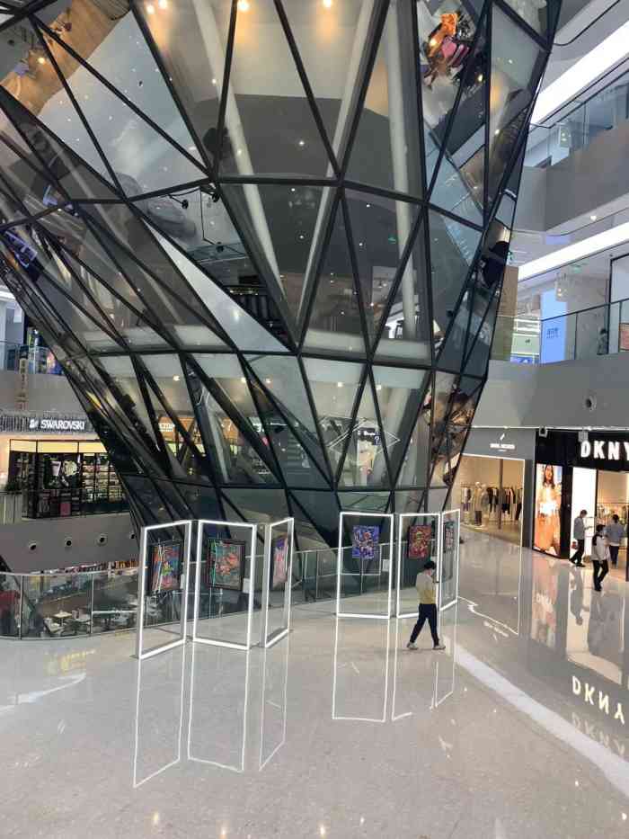 北京来福士中心-"几个个人比较喜欢的商场之一,东直门地铁直.