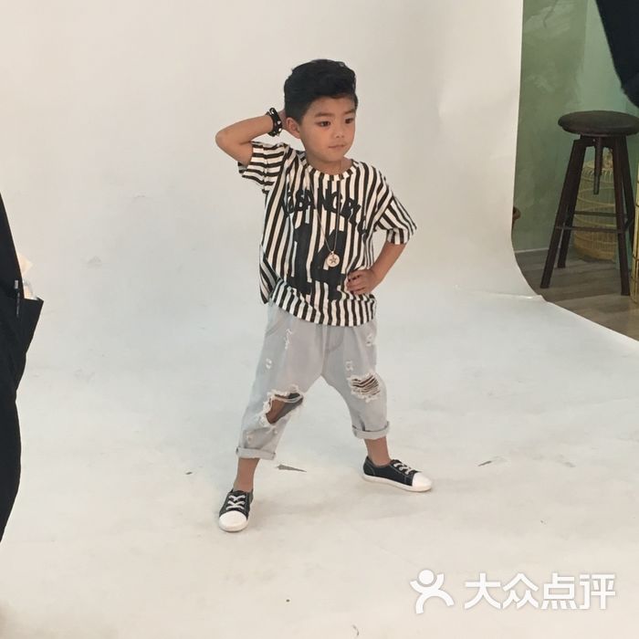 奶牛叔叔儿童摄影生活馆