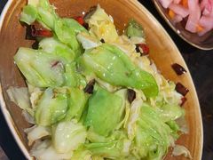 手撕圆白菜-懒人盐府人家·自贡大麻鱼(安贞店)