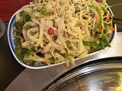 -田家大院东北农家菜铁锅炖(西安总店)