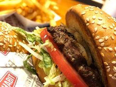 火烤牛肉特堡-The Habit Burger Grill 哈比特汉堡(复兴soho店)