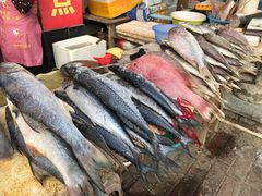 -霞涌市场海鲜摆卖区