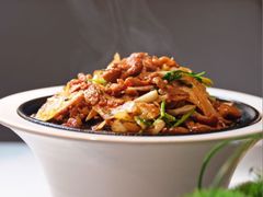 葱爆小羔羊肉-悦融琥珀·京鲁菜·海味珍品(西单店)
