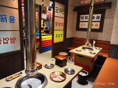 包房-姜胖胖首尔自助烤肉·街头小吃大排档(国瑞中心店)