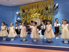 -小门牙好性格托育(北外滩中心)