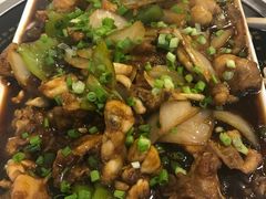 -虾弄弄海派小龙虾·牛羊蝎子火锅