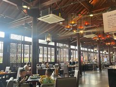 -三亚亚龙湾雅高美爵酒店