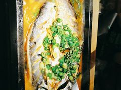 -夯鱼烤鱼·尔滨地标美食(中央商场店)